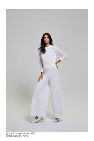 Art. 15790 Girocollo/Roundneck jumper – Art. 15443 Pantalone/Trousers