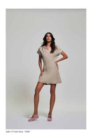 Art. 15442 Abito V/V neck dress