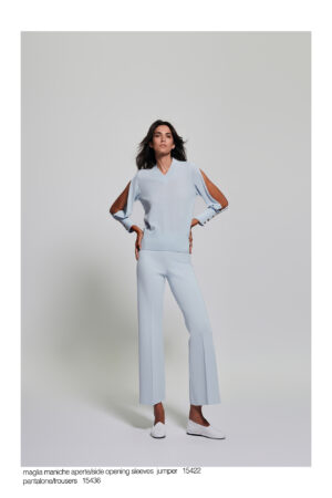 Art. 15422 Maglia maniche aperte/Side opening sleeves jumper – Art. 15436 Pantalone/Trousers