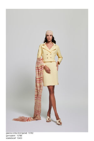 Art. 15782 Giacca corta/Jacket – Art. 15789 Gonna/Skirt – Art. 15453 Scialle/Scarf